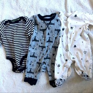 Bundle, unisex onesies, classic styles